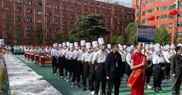 提质培优 增值赋能｜我校名厨师生参加郑州市第二十七届学生技能大赛暨第十七届教师基本功竞赛