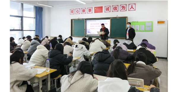 郑州时代科技中等专业学校圆满完成2025-2026学年第一学期期中考试