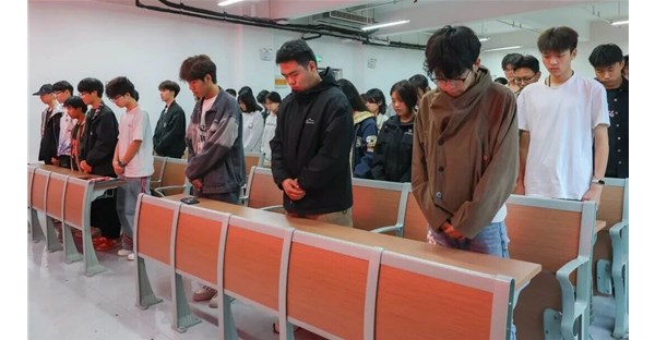 勿忘九一八，吾辈当自强 —— 郑州时代科技中等专业学校开展爱国主义教育活动